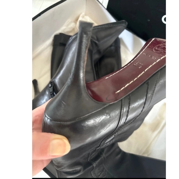 CHANEL Black Heeled Knee-High Leather Point Boots - Picture 11 of 14